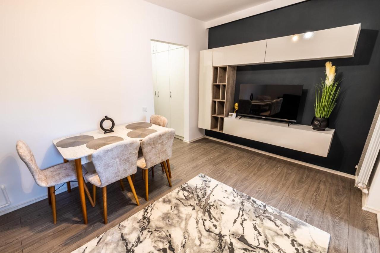 New Home Studio Zalău エクステリア 写真